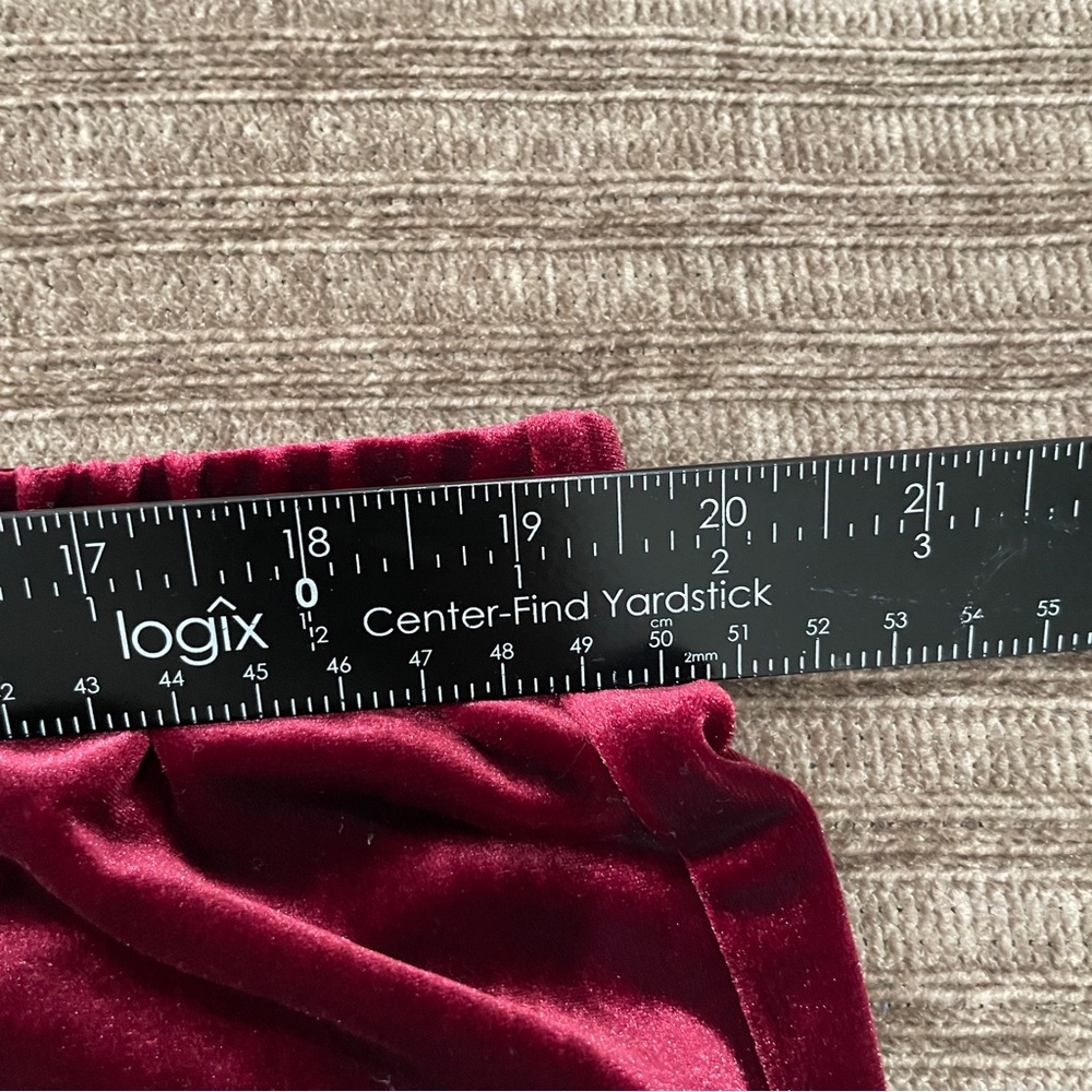 NWOT Chico's Burgundy Velvet Wide Leg Pant Size 4R US XXLR Elastic Waist Stretch - Picture 5 of 6